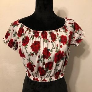 DIVIDED Ruffled Cropped Blouse